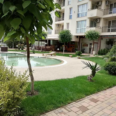 Apartment Cozy With Pool In Sunny