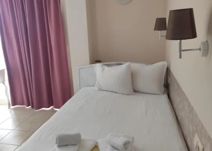 Cozy With Pool In Sunny شقة ساني بيتش