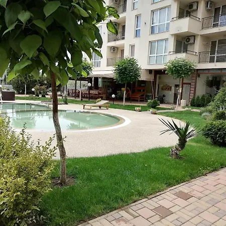 Apartament Cozy With Pool In Sunny