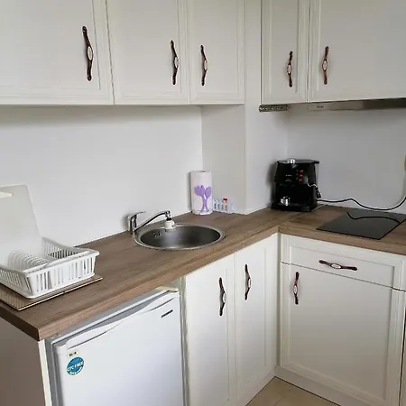 Cozy With Pool In Sunny